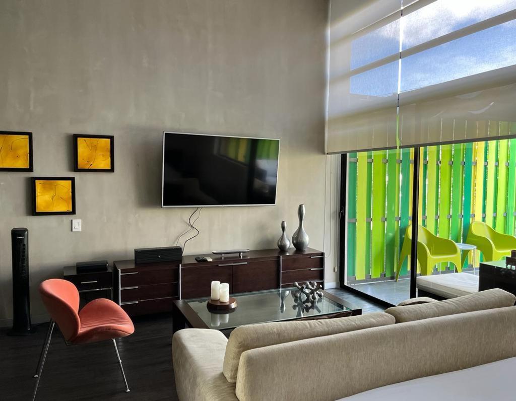 Bee Suites Santa Ana Santa Ana  Extérieur photo