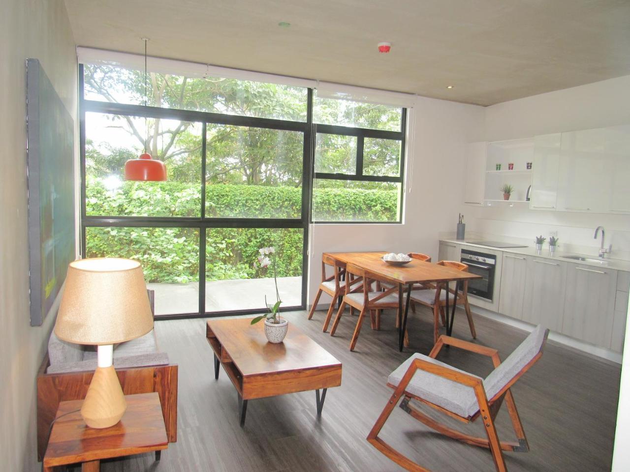 Bee Suites Santa Ana Santa Ana  Extérieur photo