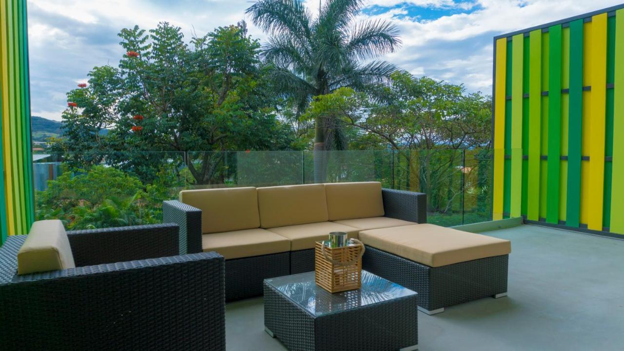 Bee Suites Santa Ana Santa Ana  Extérieur photo