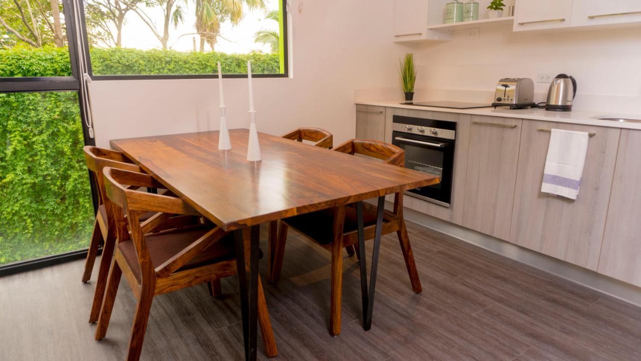 Bee Suites Santa Ana Santa Ana  Extérieur photo