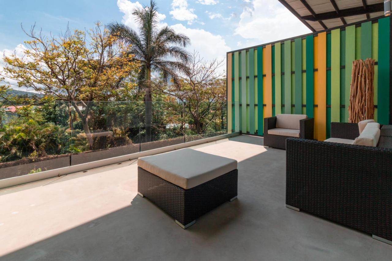 Bee Suites Santa Ana Santa Ana  Extérieur photo
